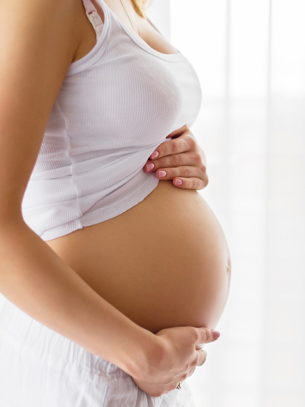 孕期開始嘗試了幾間桃園區的孕婦按摩，最喜歡的就是靜蘊。非常感謝讓我一來體驗就一試成主顧的佳薏美容師。