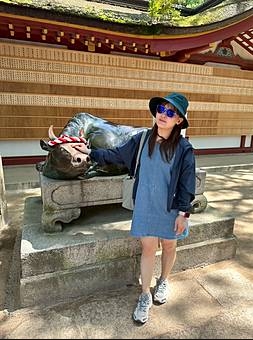 整個療程結束都覺得自己被重啟了一次。 有一次嘗試胸部按摩，更是驚人地放鬆到覺得「原來我還會呼吸」